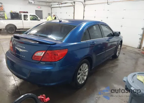 2010 Chrysler Sebring Limited из США, поврежденный, VIN 1C3CC5FB3AN125822